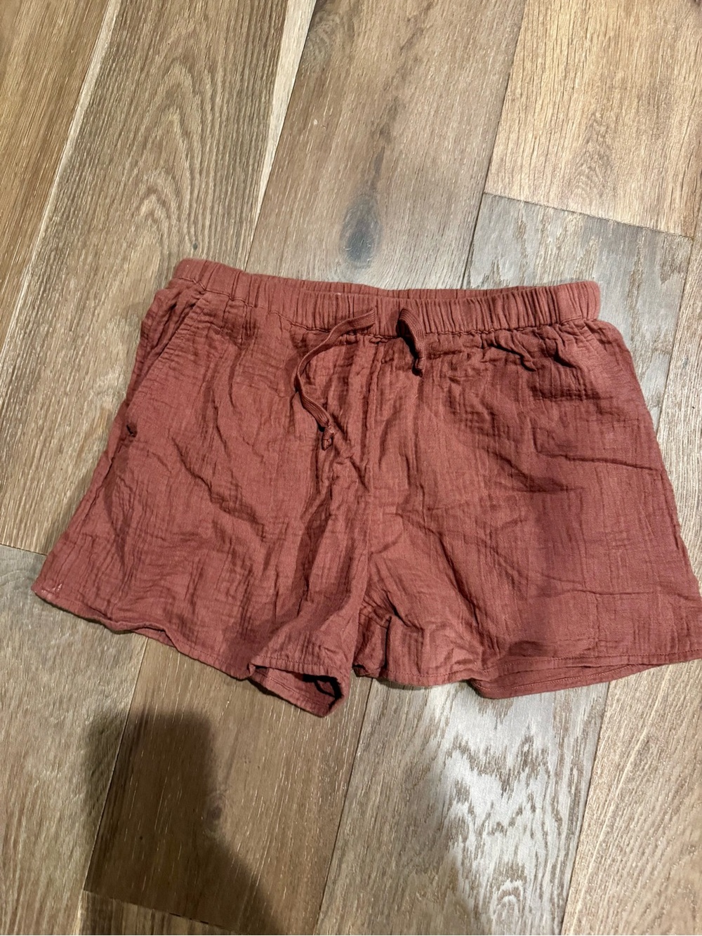 Aritzia Wilfred Free Sail Shorts in Mocha Sorbet Size Small